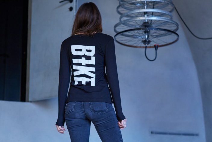 long sleeve t-shirt women´s B7KE large print back - Velikost: S