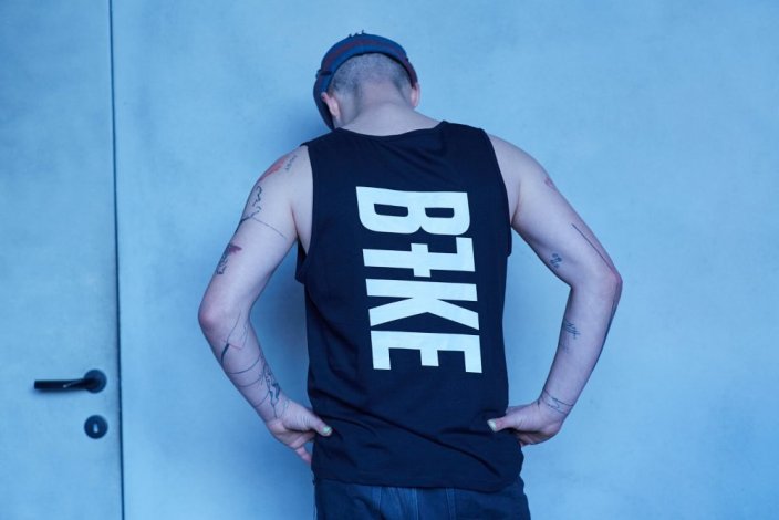 tank top B7KE large print back - Velikost: L
