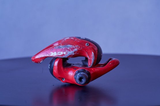 Look red