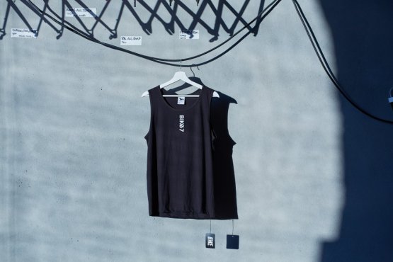 tank top B7KE large print back