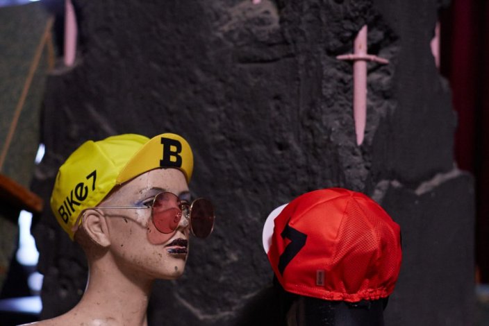 cycling cap red