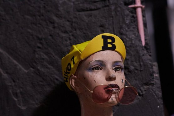 cycling cap yellow