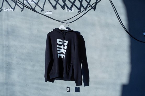hoodie B7KE large print front