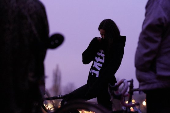 hoodie B7KE large print front